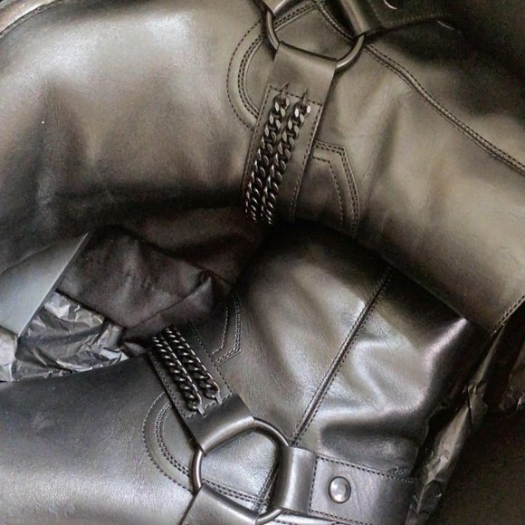 Saint Laurent Wyatt Chain Boots - Picture 2 of 3